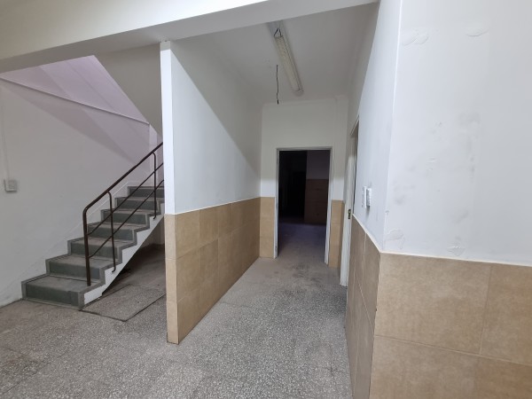 RETASADO LOCAL DE 430 m2 (810 US$/m2) A LA CALLE IDEAL INSTITUCIONES, COWORKING, ABOGADOS, CONSULTORIOS