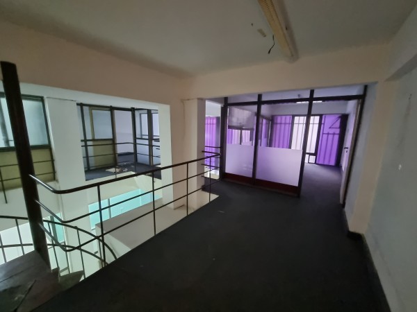 RETASADO LOCAL DE 430 m2 (810 US$/m2) A LA CALLE IDEAL INSTITUCIONES, COWORKING, ABOGADOS, CONSULTORIOS