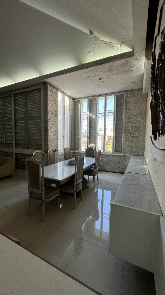 VENTA CASA 3 DORMITORIOS LAPRIDA 3034 OPCION GALPON CON INGRESO INDEPENDIENTE