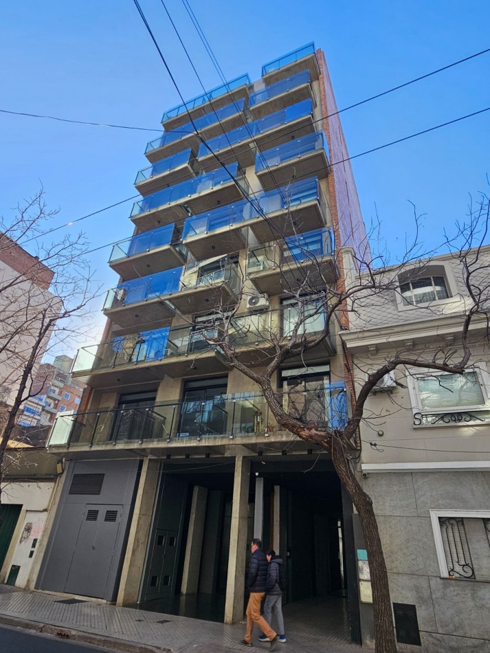 VENTA MONOAMBIENTE A ESTRENAR- CENTRO- 7to PISO dto D TORRE 1 CONTRAFRENTE 25m2.