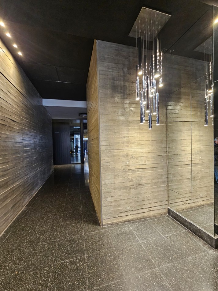 VENTA MONOAMBIENTE A ESTRENAR- CENTRO- 7to PISO dto D TORRE 1 CONTRAFRENTE 25m2.
