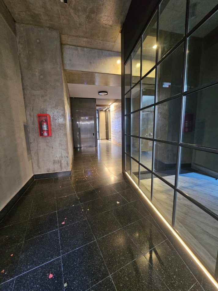 VENTA MONOAMBIENTE A ESTRENAR- CENTRO- 7to PISO dto D TORRE 1 CONTRAFRENTE 25m2.