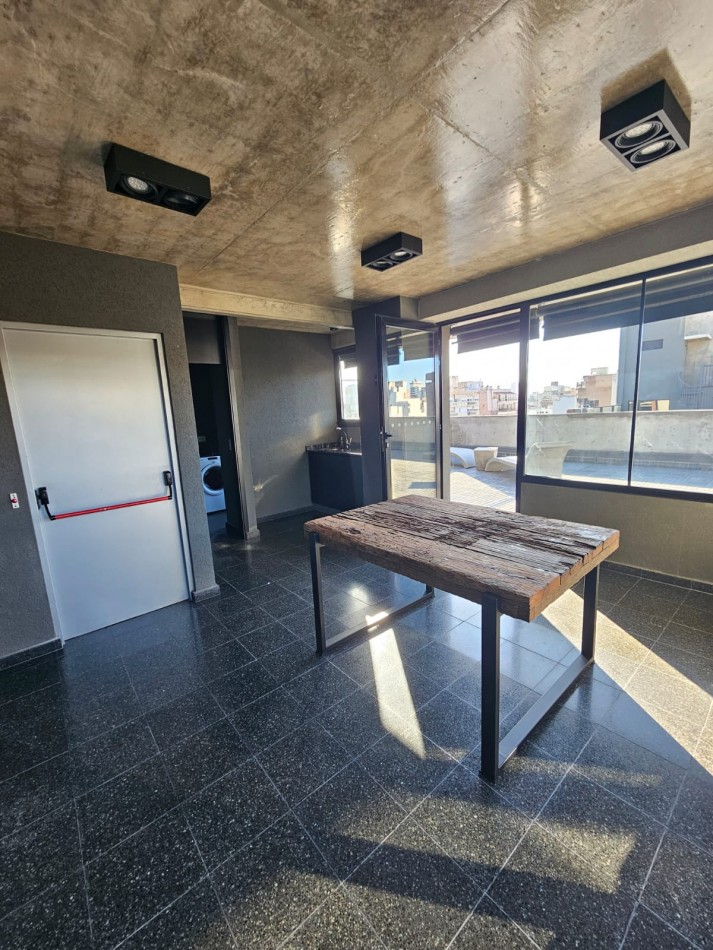 VENTA MONOAMBIENTE A ESTRENAR- CENTRO- 7to PISO dto D TORRE 1 CONTRAFRENTE 25m2.