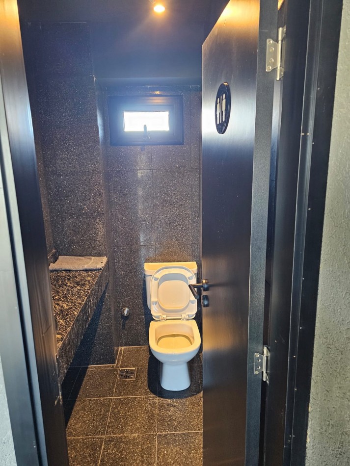 VENTA MONOAMBIENTE A ESTRENAR- CENTRO- 7to PISO dto D TORRE 1 CONTRAFRENTE 25m2.
