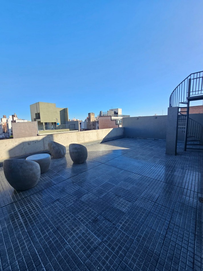 VENTA MONOAMBIENTE A ESTRENAR- CENTRO- 7to PISO dto D TORRE 1 CONTRAFRENTE 25m2.