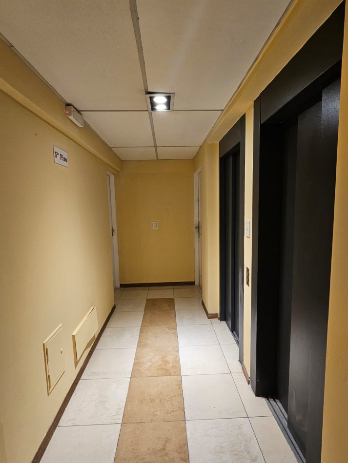 VENTA MONOAMBIENTE AMUEBLADO EXTERIOR CON BALCON