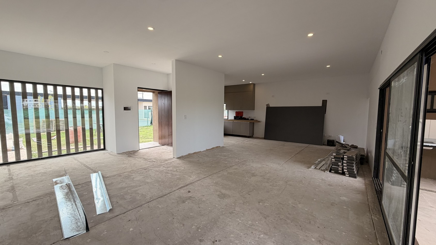 Casa en Los Pasos Puente (Barrio 4): Diseño, Comodidad y Ubicacion Premium!