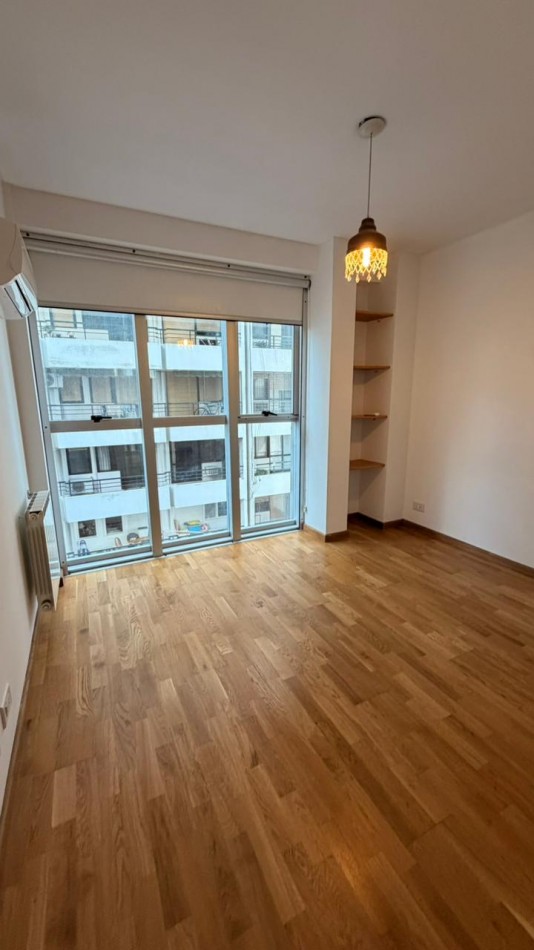 VENTA DEPARTAMENTO 1 DORMITORIO AL FRENTE CON COCHERA A METROS DEL MONUMENTO