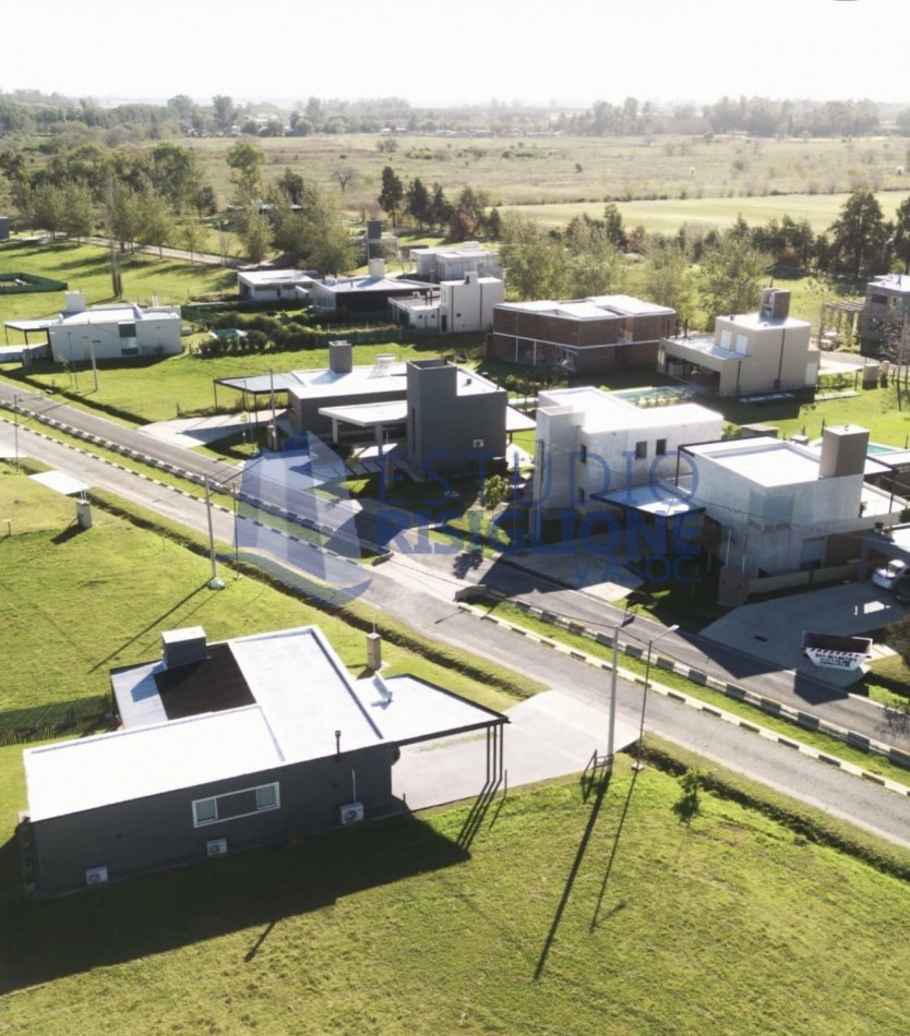 Venta Terreno Pinares del Sur Cercano a Ingreso