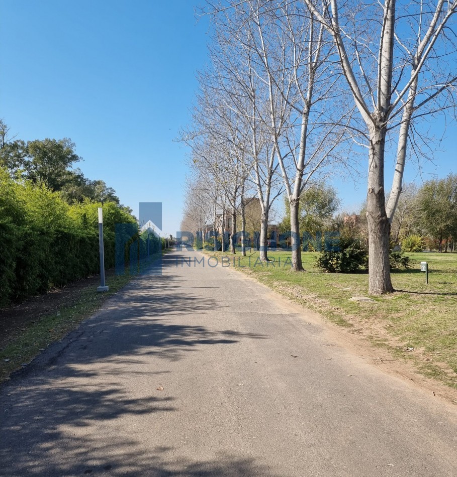 Vivi el confort, la seguridad y la exclusividad en Los Pasos del Jockey Barrio Cerrado