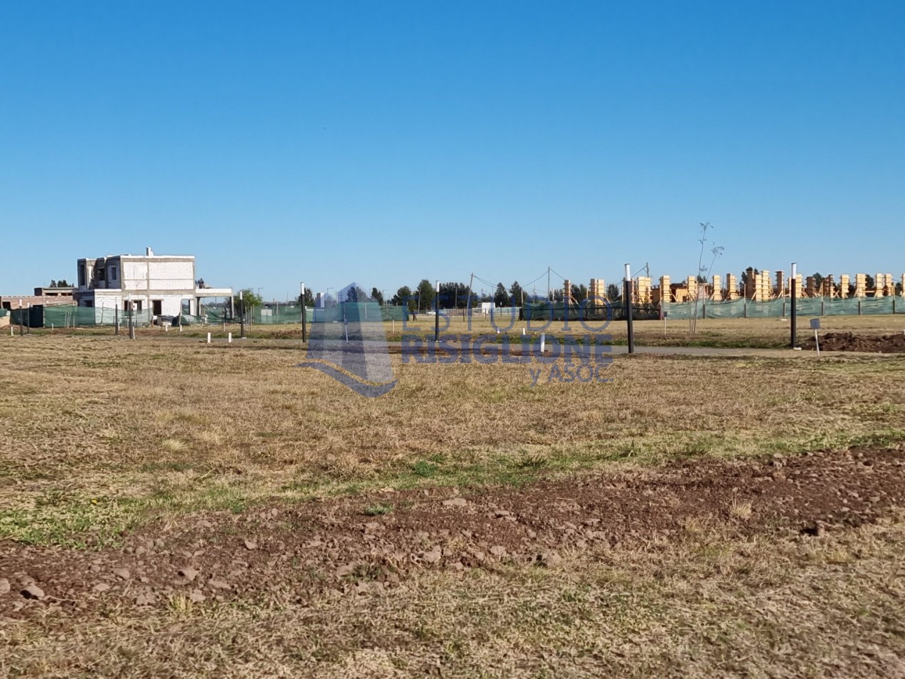 Vivi el confort, la seguridad y la exclusividad en Los Pasos del Jockey Barrio Cerrado