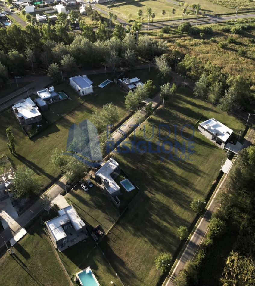 Venta Terreno Pinares del Sur Cercano a Ingreso