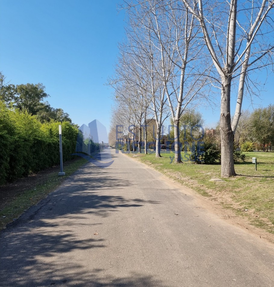 Vivi el confort, la seguridad y la exclusividad en Los Pasos del Jockey Barrio Cerrado