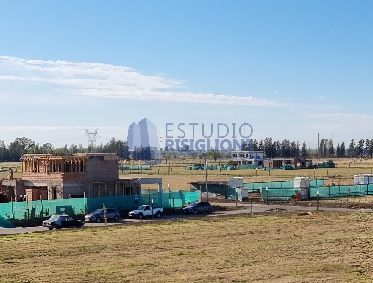 Vivi el confort, la seguridad y la exclusividad en Los Pasos del Jockey Barrio Cerrado