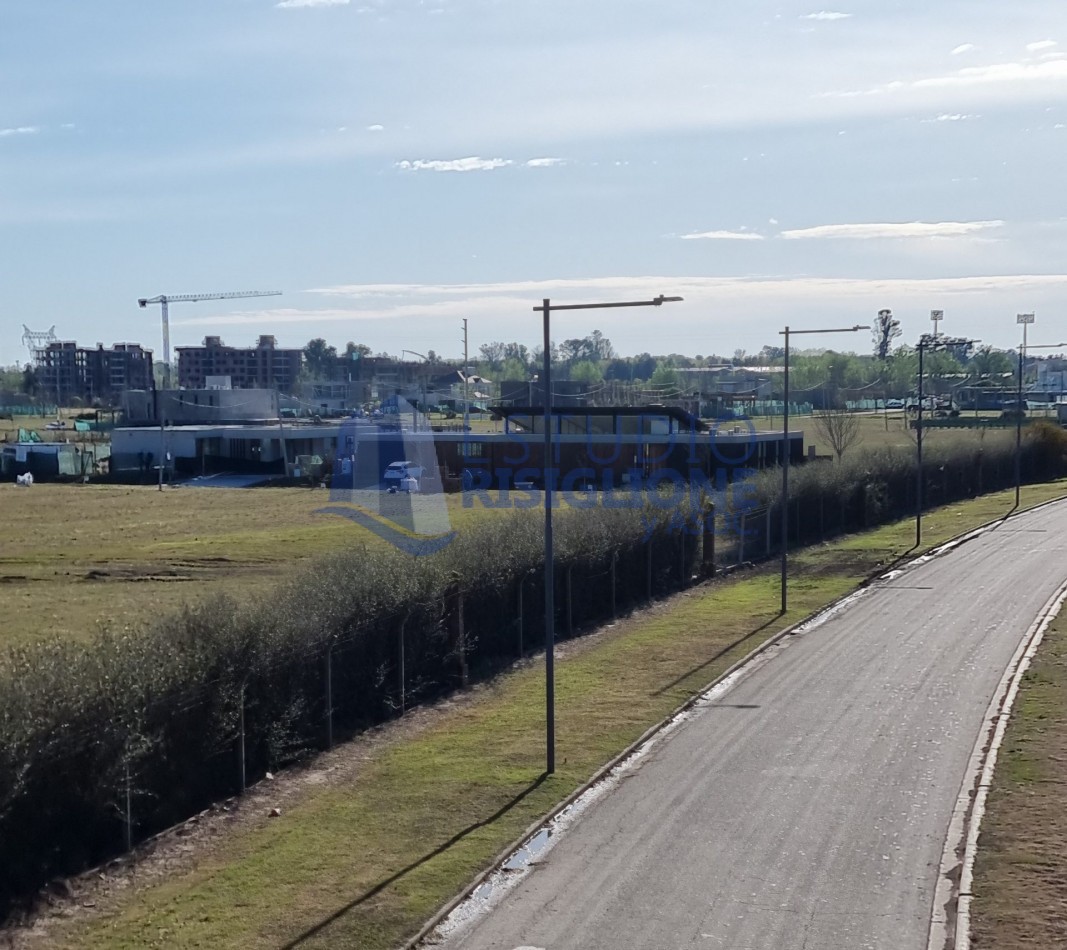 Vivi el confort, la seguridad y la exclusividad en Los Pasos del Jockey Barrio Cerrado