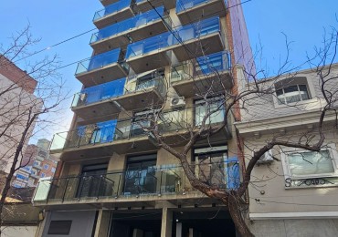 VENTA MONOAMBIENTE A ESTRENAR- CENTRO- 7to PISO dto D TORRE 1 CONTRAFRENTE 25m2.
