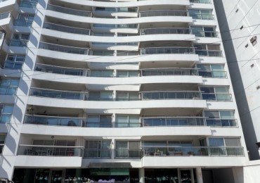 VENTA DEPARTAMENTO 3 DORMITORIOS, CALIDAD LATTUCA, PRIMERA LINEA DEL RIO 205 M2 EXCLUSIVOS MAS 36M2 DE COCHERA DOBLE Y BAULERA